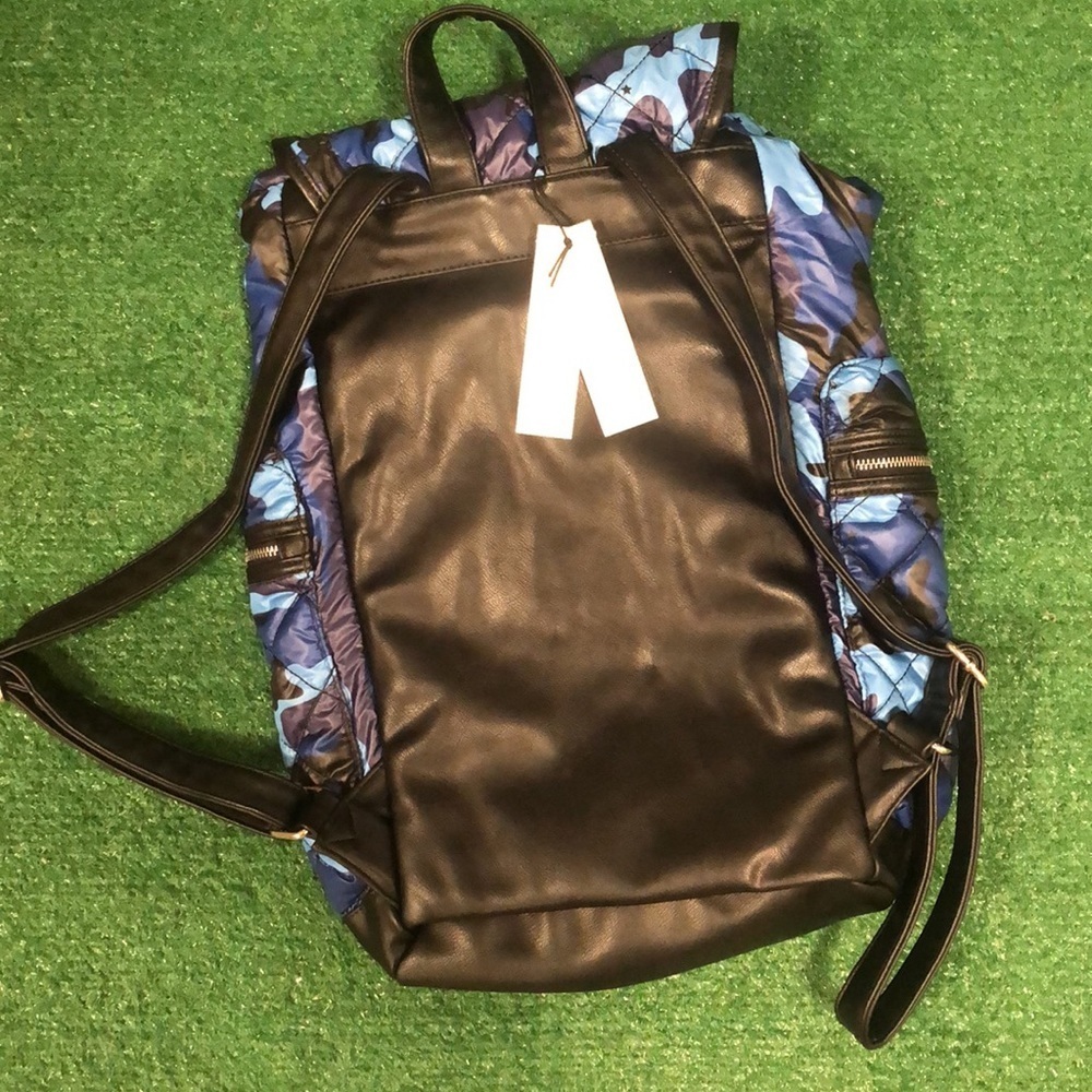 Like Dreams Backpack - Picture 3 of 9